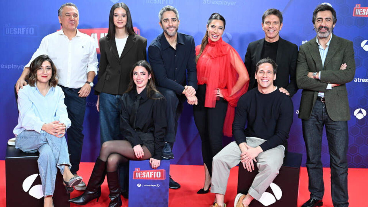 (I-D) Susi Caramelo, Roberto Brasero, Victoria Federica, Lola Lolita, Roberto Leal, Pilar Rubio, Gotzon Mantuliz, Manuel D&iacute;az 'El Cordob&eacute;s' y Juan del Val posan durante la presentaci&oacute;n de la nueva edici&oacute;n de 'El Desaf&iacute;o', a 08 de enero de 2025, en Madrid (Espa&ntilde;a).

Jos&eacute; Oliva / Europa Press
EL DESAF&Iacute;O;PROGRAMA;TELEVISI&Oacute;N;PHOTOCALL;FAMOSOS
08/1/2025