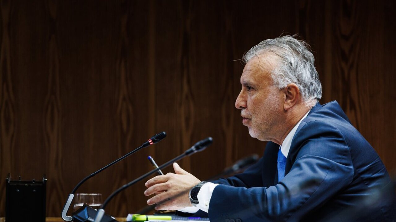 El ministro de Pol&iacute;tica Territorial y Memoria Democr&aacute;tica, &Aacute;ngel V&iacute;ctor Torres, comparece en la Comisi&oacute;n de Investigaci&oacute;n por el &lsquo;caso Koldo&rsquo;, en el Senado, a 28 de noviembre de 2024, en Madrid.