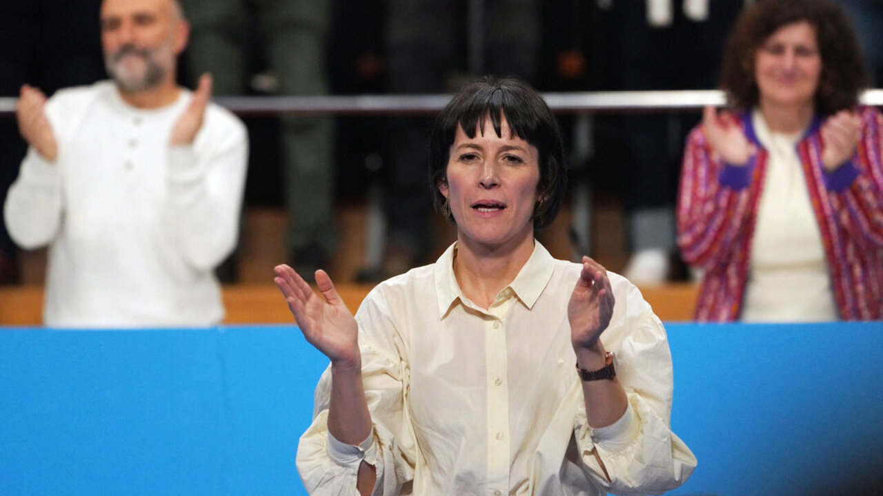 Ana Pont&oacute;n en la XVIII asamblea nacional BNG