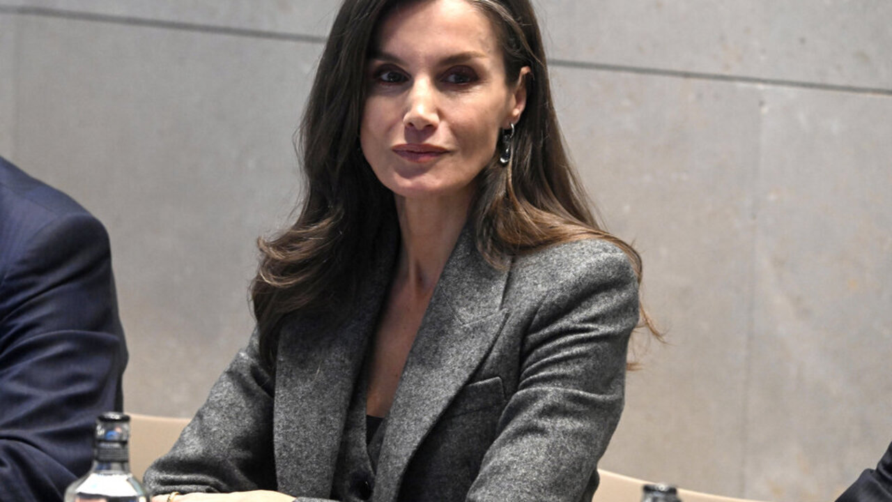 La reina Letizia preside la reuni&oacute;n del Patronato de FAD Juventud en su calidad de Presidenta de Honor de la entidad, a 20 de febrero de 2025, en Madrid (Espa&ntilde;a). Busca mejorar el bienestar de la juventud como protagonistas del presente y art&iacute;fices del futuro.
REALEZA;REUNI&Oacute;N;LETIZIA;FAD JUVENTUD;20 FEBRERO 2025
Jos&eacute; Oliva / Europa Press
20/2/2025