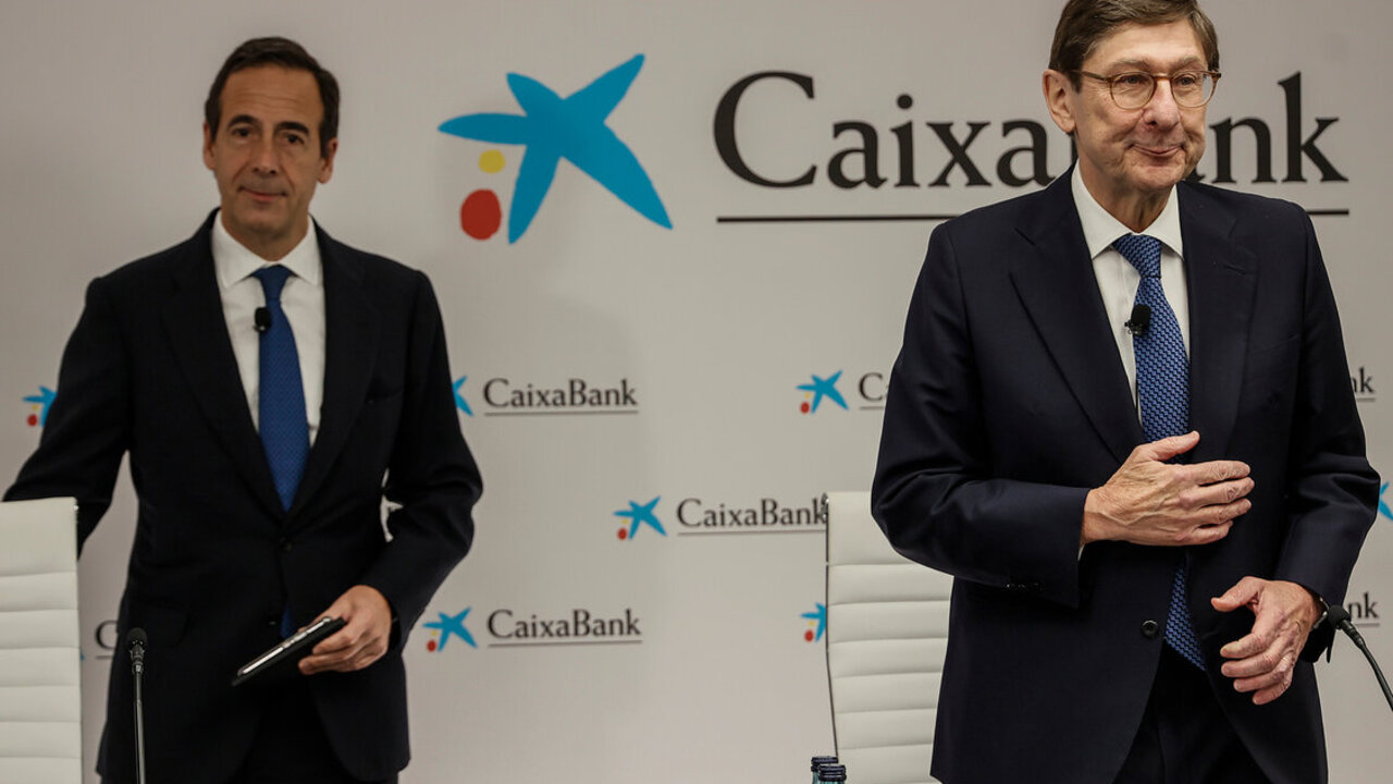 ROBER SOLSONA&hellip;20230203&hellip;.VALENCIA&hellip;.
El presidente de CaixaBank, Jos&eacute; Ignacio Goirigolzarri, y el consejero delegado de la entidad, Gonzalo Gort&aacute;zar, presentar&aacute;n a los medios de comunicaci&oacute;n los resultados de CaixaBank correspondientes al ejercicio 2022.