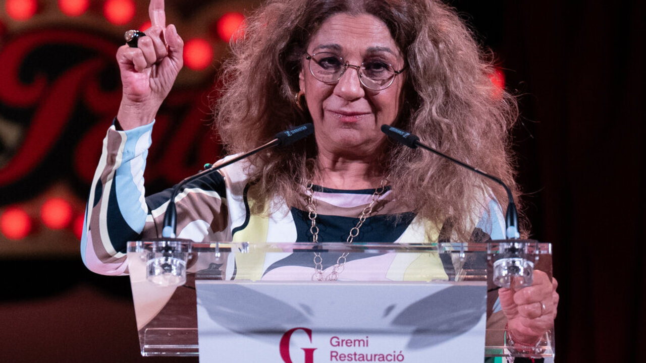 La cantante Lolita Flores interviene durante la fiesta que celebra Gremi de Restauraci&oacute; en honor a Santa Eul&agrave;lia, a 25 de febrero de 2025, en Barcelona, Catalunya (Espa&ntilde;a). El acto de Santa Eul&agrave;lia cuenta con la asistencia de profesionales del sector y representantes p&uacute;blicos, agentes econ&oacute;micos, sociedad civil y del mundo de la cultura y el deporte. La 7&ordf; edici&oacute;n de la fiesta que el colectivo celebra tiene lugar por tercer a&ntilde;o consecutivo en la sala de fiestas La Paloma.

David Zorrakino / Europa Press
25/2/2025