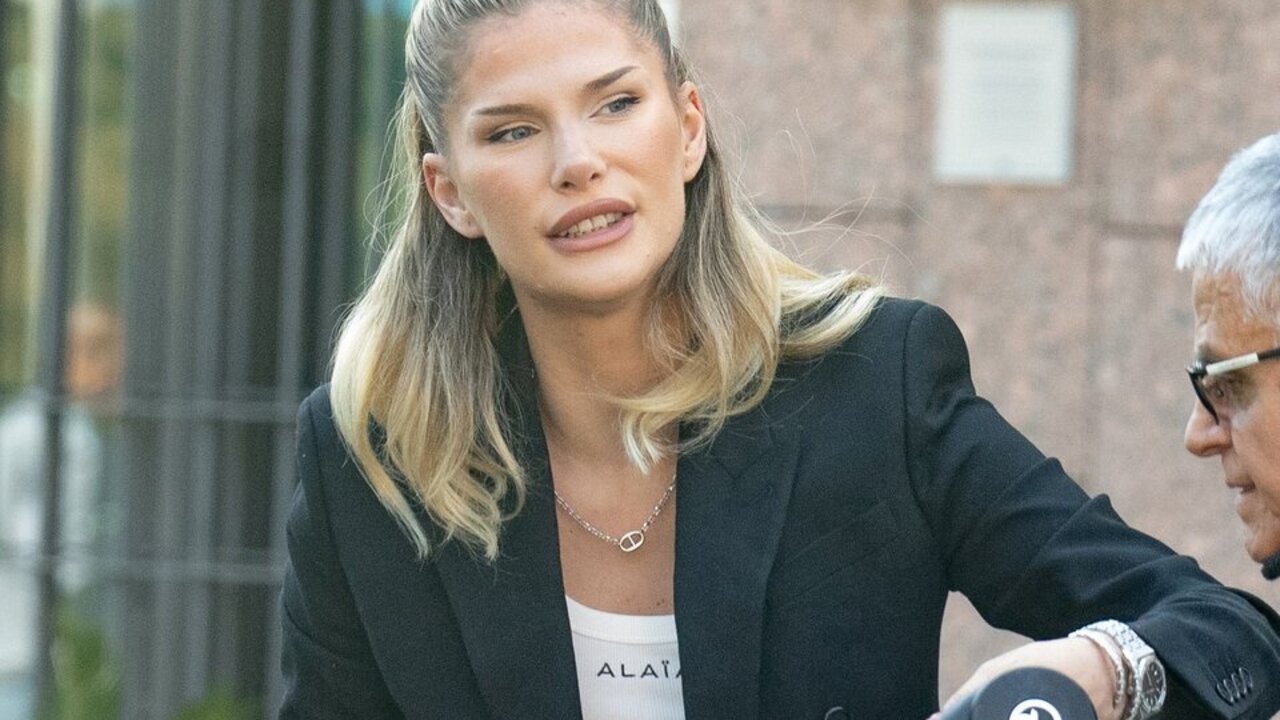 Ajla Etemovic con su hijo, a 27 de marzo de 2025, en Madrid (Espa&ntilde;a)