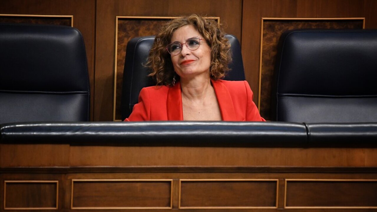 La vicepresidenta Mar&iacute;a Jes&uacute;s Montero en el Congreso.