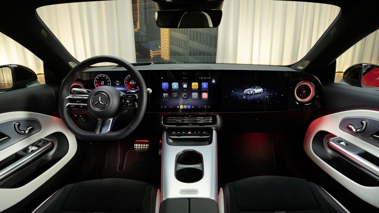 mercedes-benz-cla-2025-interior