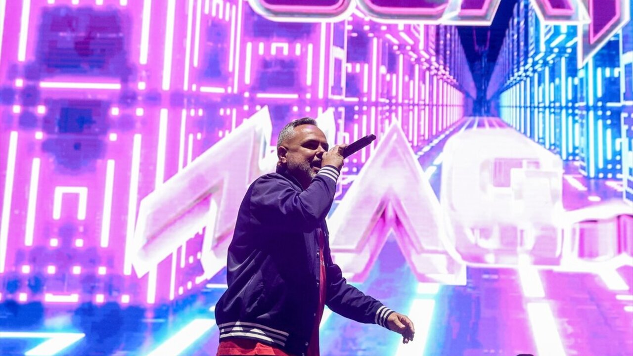El artista Juan Mag&aacute;n durante un concierto en el Estadio Santiago Bernab&eacute;u (Firma: Ricardo Rubio / Europa Press)