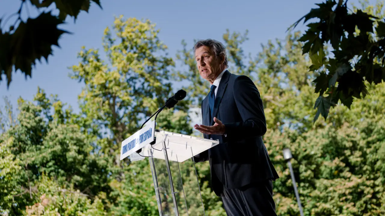 El presidente del Partido Popular, Alberto Núñez Feijóo, durante una rueda de prensa, posterior a la reunión del Comité de Dirección del PP, a 1 de septiembre de 2025, en Aranjuez, Madrid. (Foto: Carlos Luján / Europa Press)