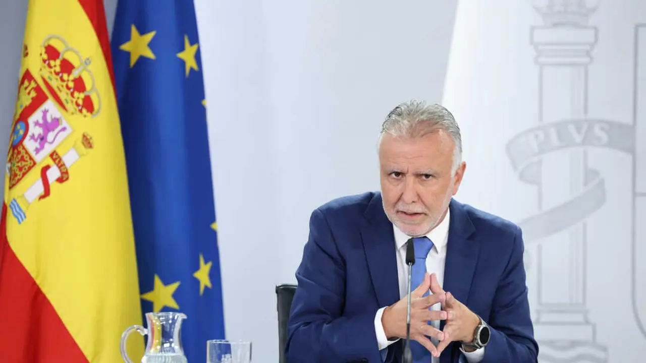 El ministro de Memoria Democrática, Ángel Víctor Torres. (Foto: Marta Fernández / Europa Press)