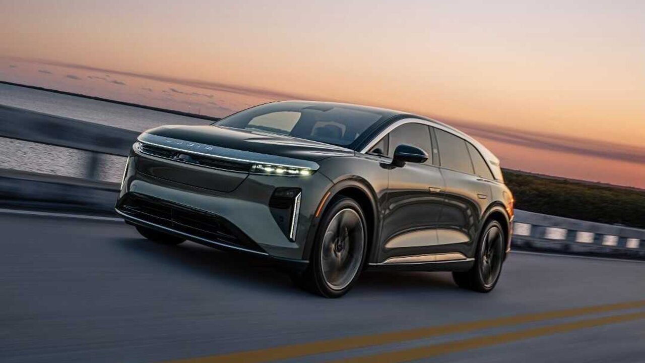 Lucid Gravity
Instagram: lucidmotors