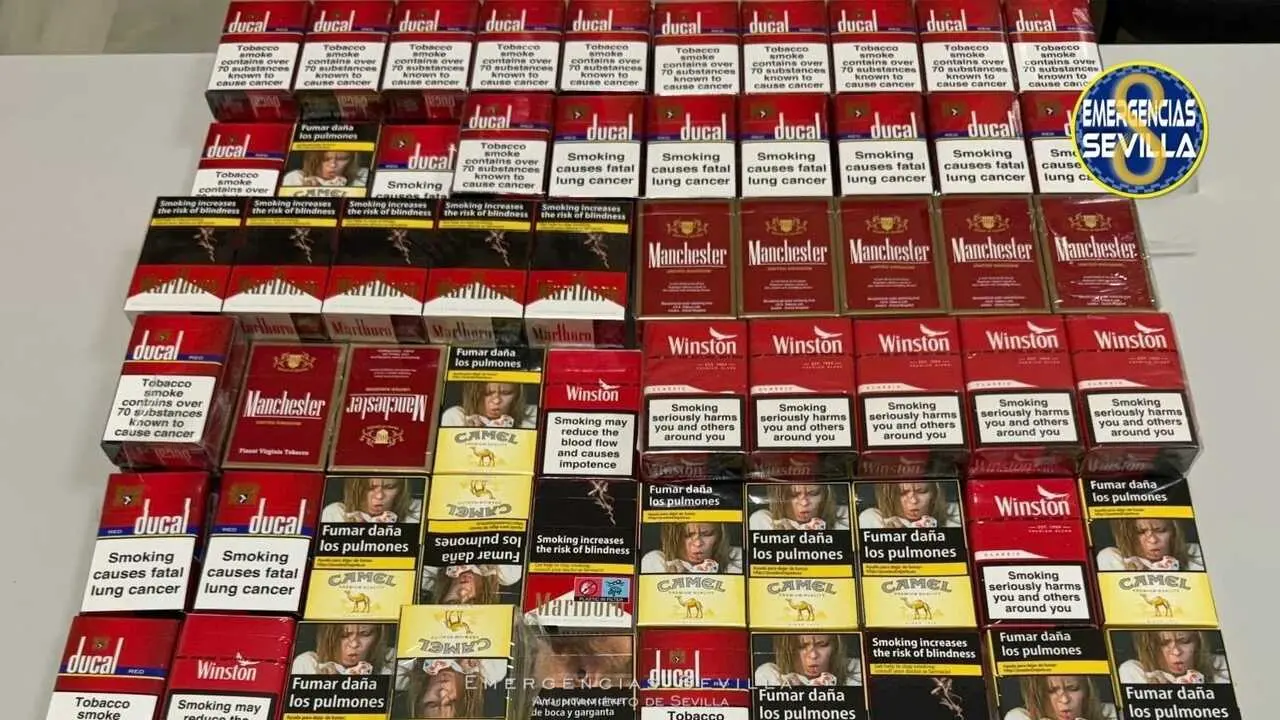 Tabaco de contrabando intervenido en Sevilla Este. (Foto: Emergencias Sevilla)