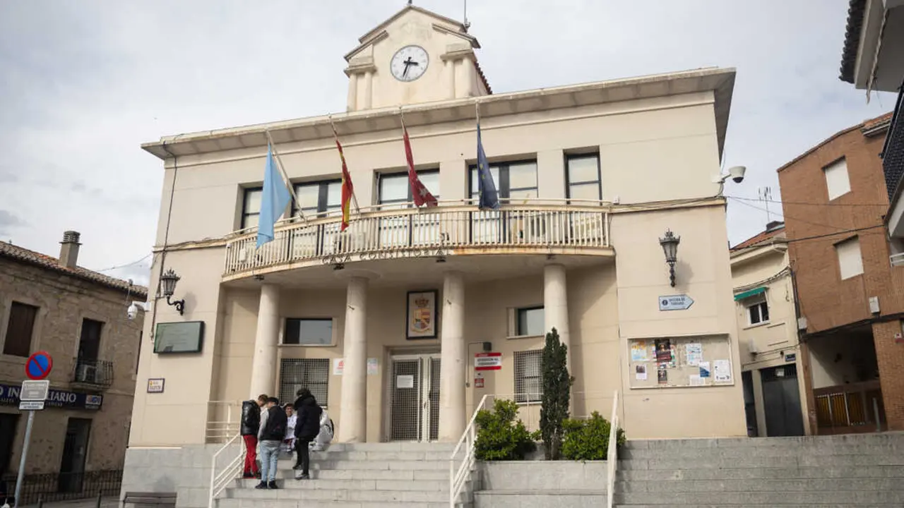 Fachada del Ayuntamiento de El Molar, a 15 de marzo de 2024, en El Molar, Madrid. (Foto: Eduardo Parra / Europa Press)