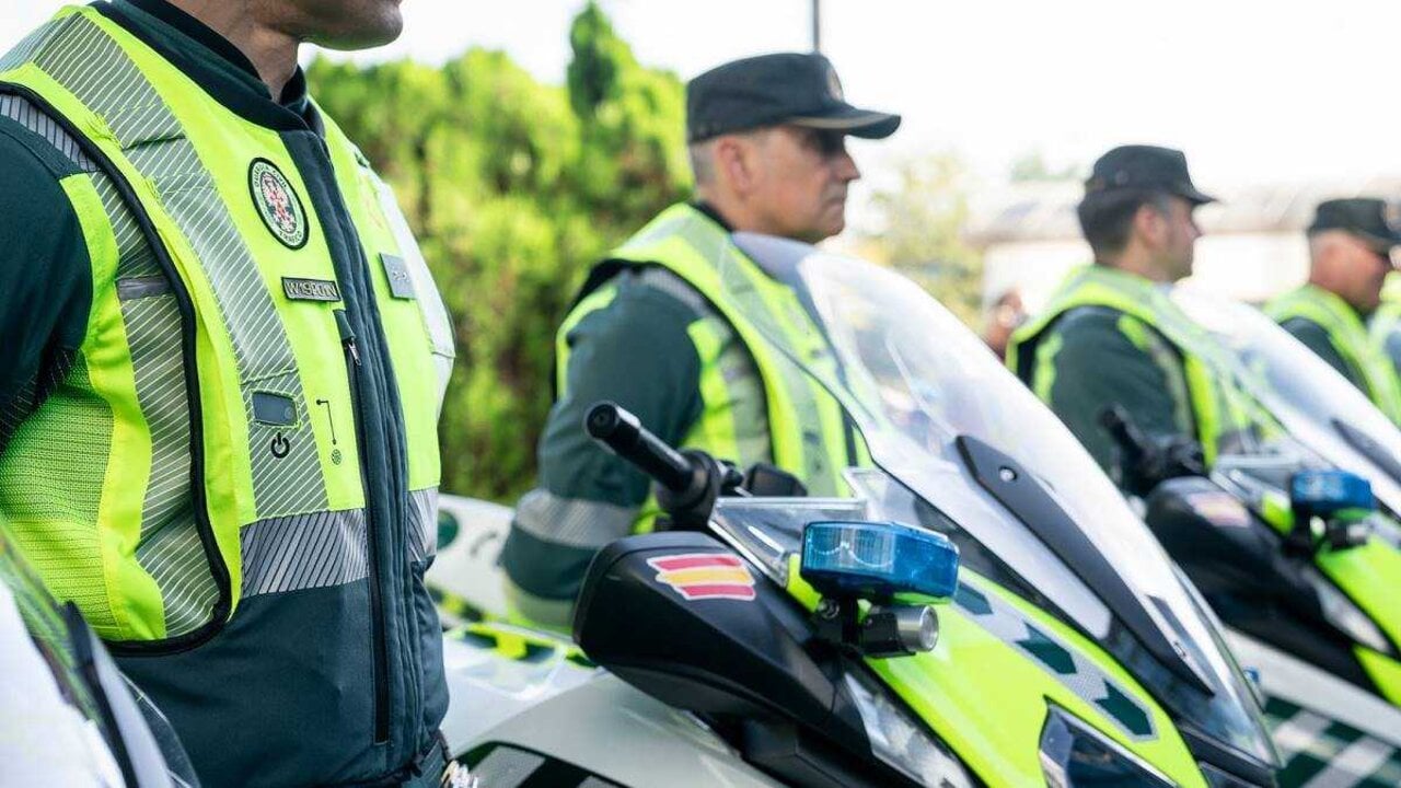 Motoristas de la Agrupaci&oacute;n de Tr&aacute;fico de la Guardia Civil (Firma: A. P&eacute;rez Meca / Europa Press).