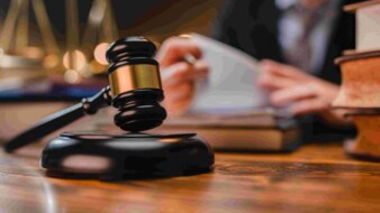 Un estudio de la Universitat Oberta de Catalunya se&ntilde;ala debilidades en la designaci&oacute;n de jueces del Tribunal Constitucional