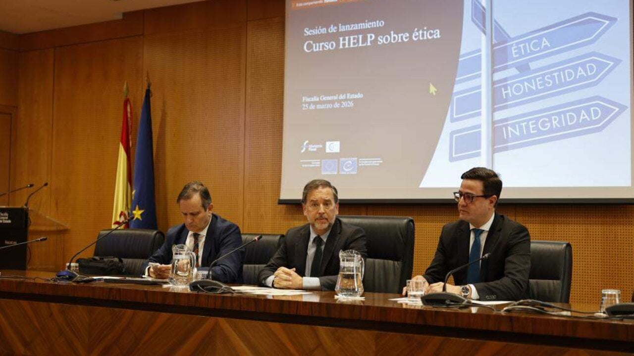 Fiscal&iacute;a General del Estado.