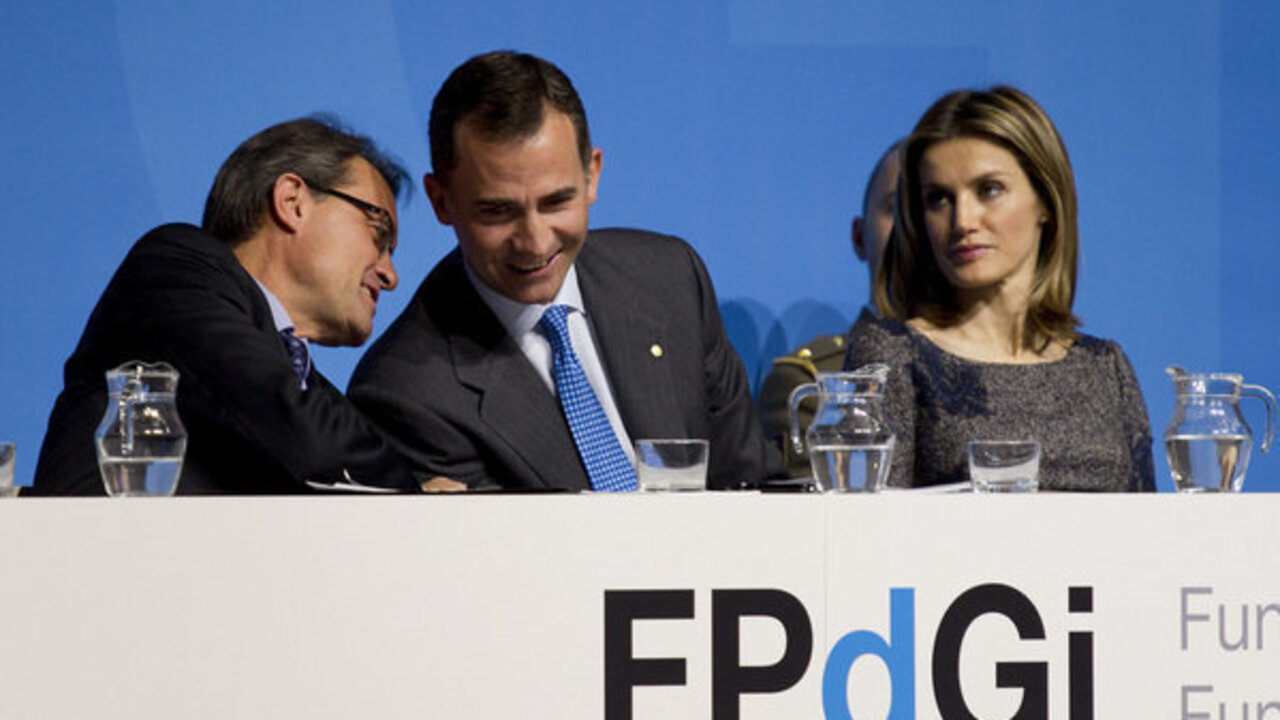 Los reyes y Artur Mas.