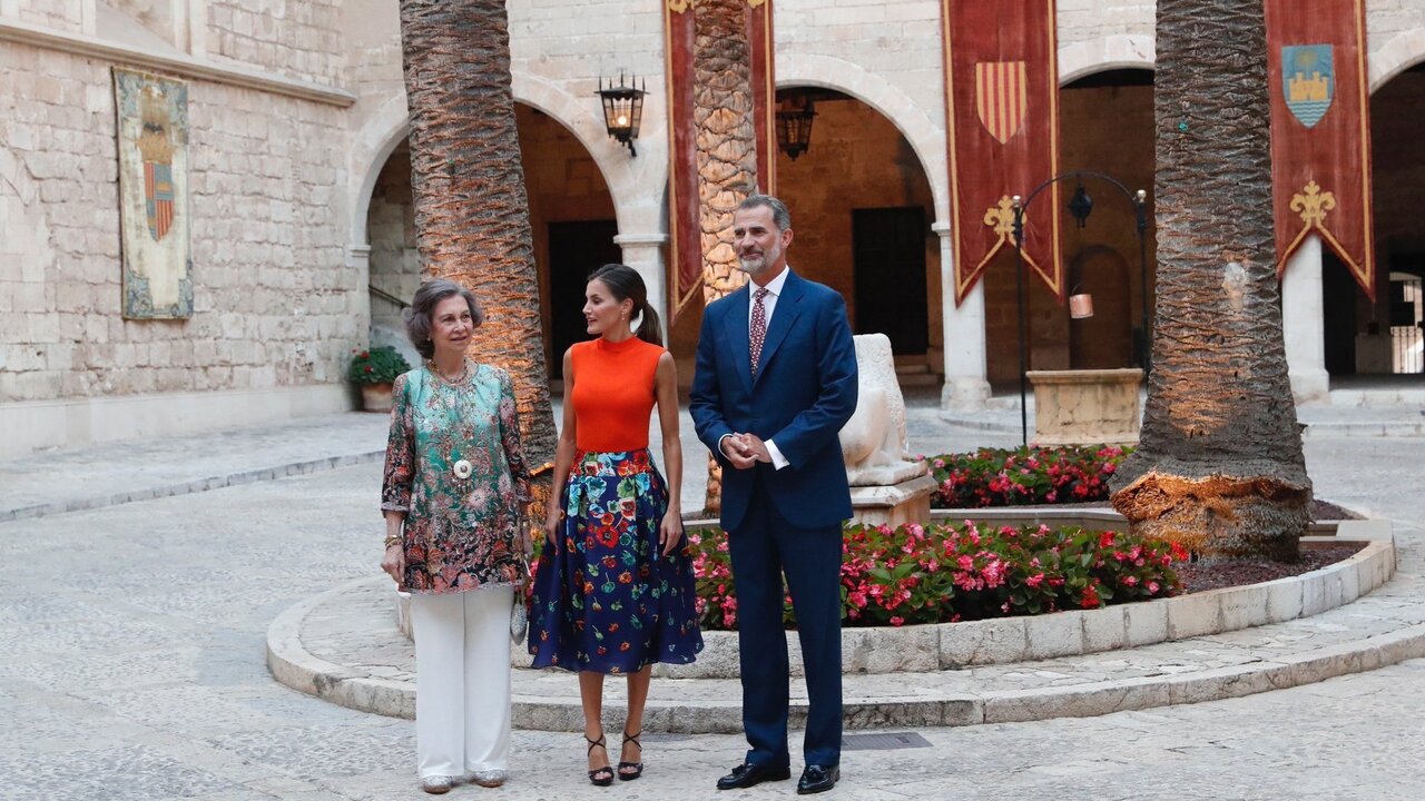 Los reyes y do&ntilde;a Sof&iacute;a, durante la audiencia con la sociedad balear en 2018