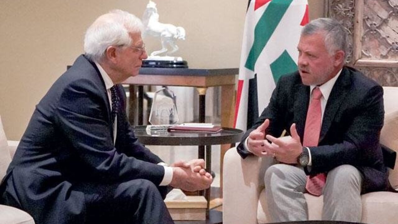Abdullah con al Alto Representante de la Uni&oacute;n Europea para Asuntos Exteriores y Pol&iacute;tica de Seguridad y al Vicepresidente de la Comisi&oacute;n Europea, Josep Borrell