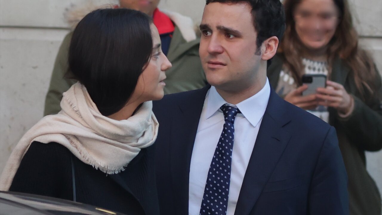 Froil&aacute;n y Victoria Federica a la salida del cumplea&ntilde;os de su madre