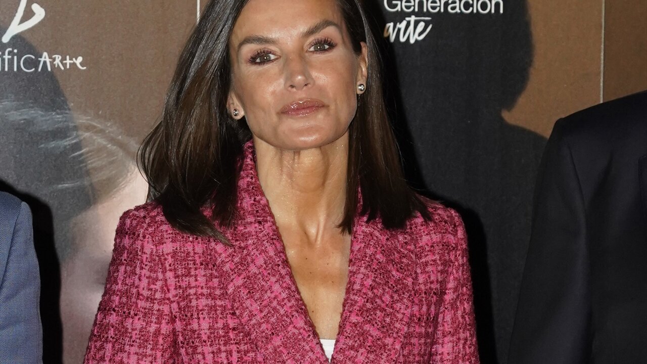 La Reina Letizia se ha roto un dedo del pie - EUROPA PRESS