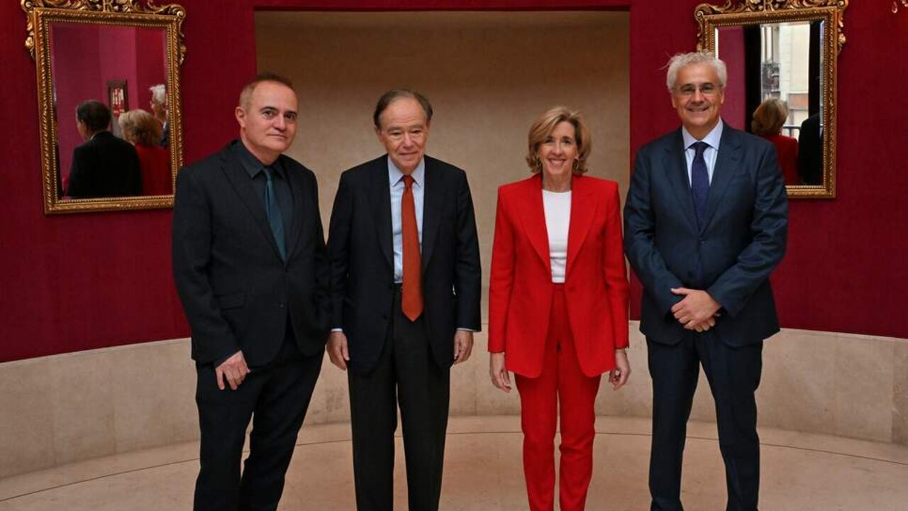 Presentaci&oacute;n de Stradivarius po r la dana en el Teatro Real.