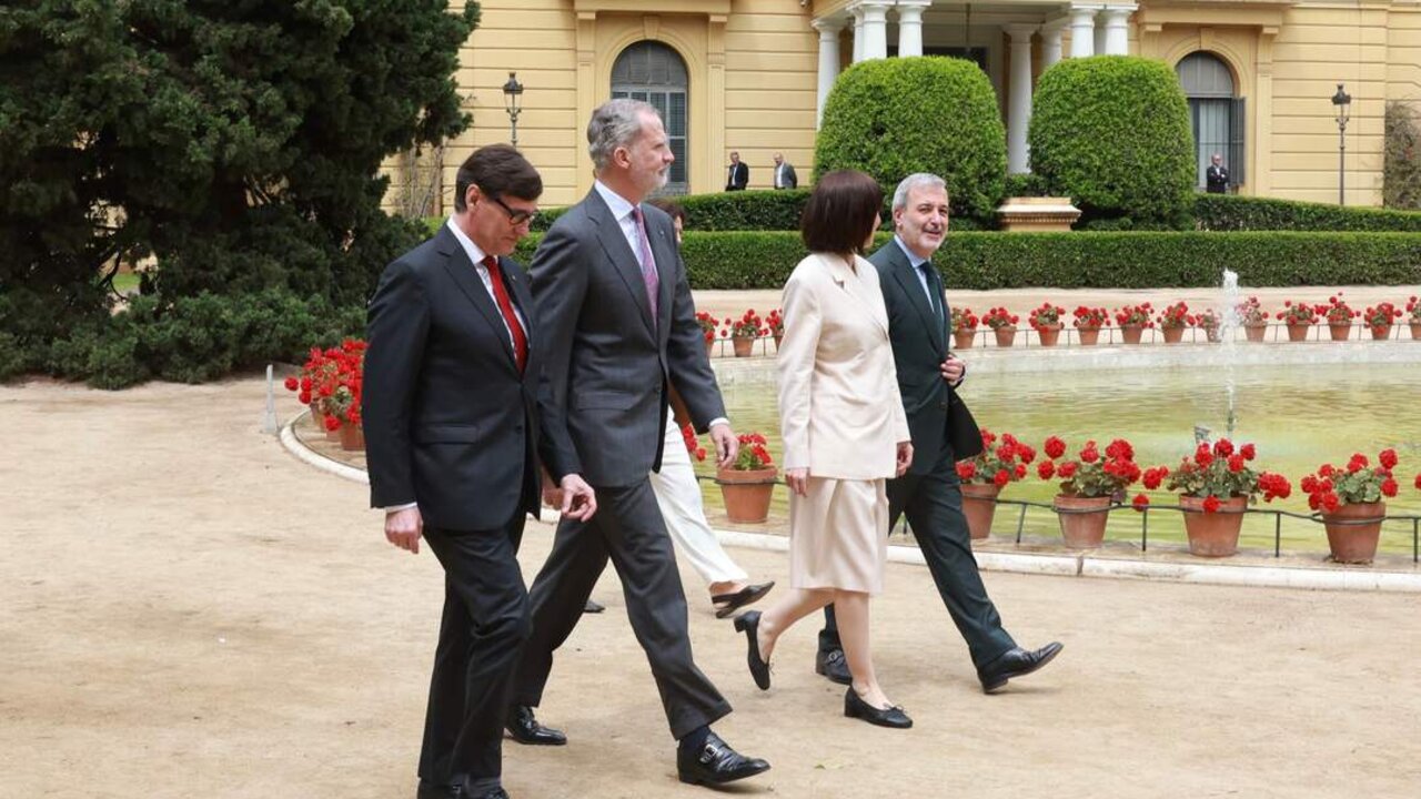 El Rey ha presidido, en el Palacio Real de Pedralbes (Barcelona), el acto de entrega de los Premios Nacionales de Investigaci&oacute;n 2025