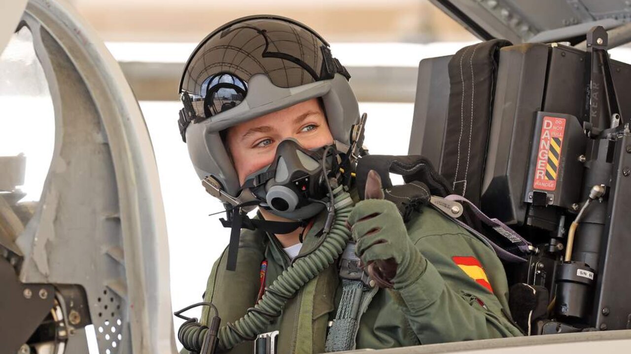 La Princesa de Asturias en la Base A&eacute;rea de Los Llanos (Albacete) y en la Escuela Militar de Caza y Ataque Ala 23 de la Base A&eacute;rea de Talavera la Real (Badajoz)