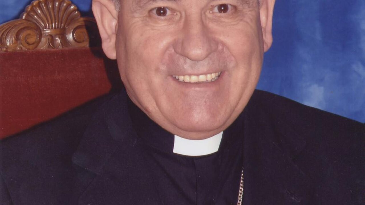 El obispo Jim&eacute;nez Zamora.