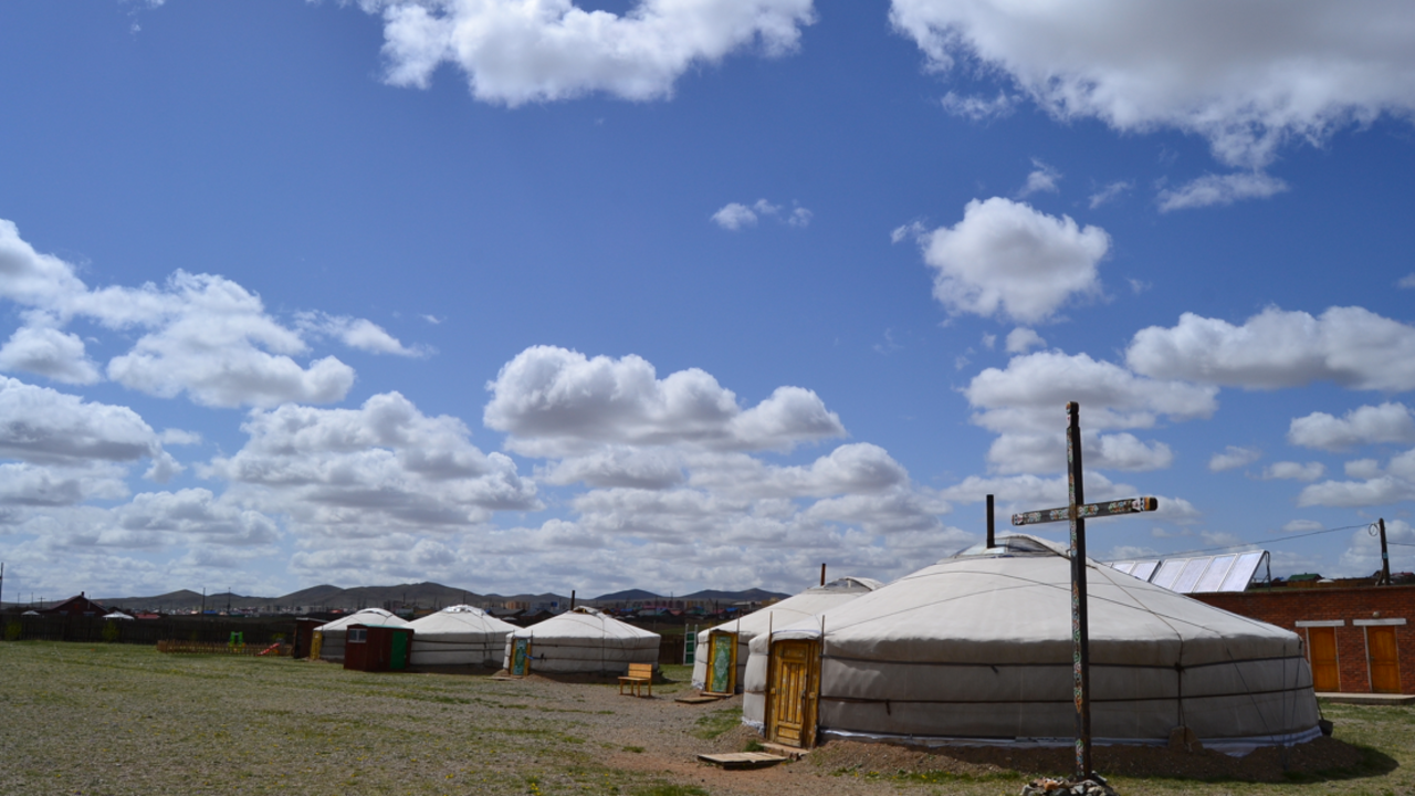 Una capilla en la estepa de Mongolia.