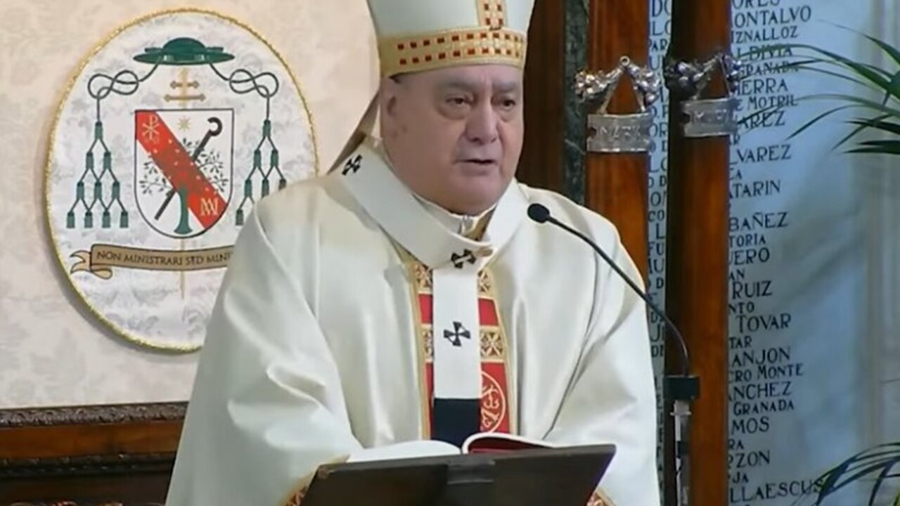 Jos&eacute; Mar&iacute;a Gil Tamayo, arzobispo de Granada.