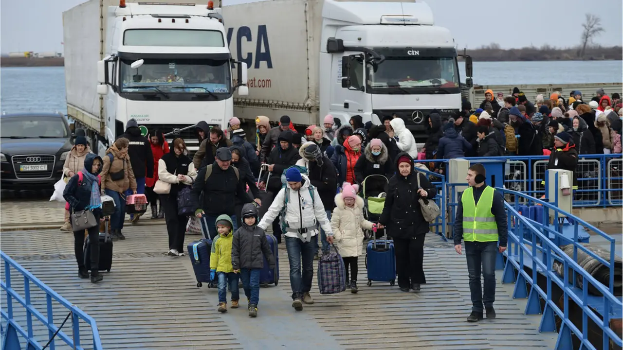 Refugiados ucranianos llegando a Rumanía. ©Marco Giarracca