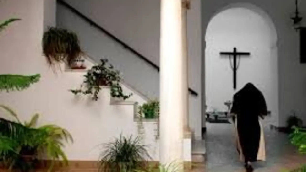 Fundación DeClausura.