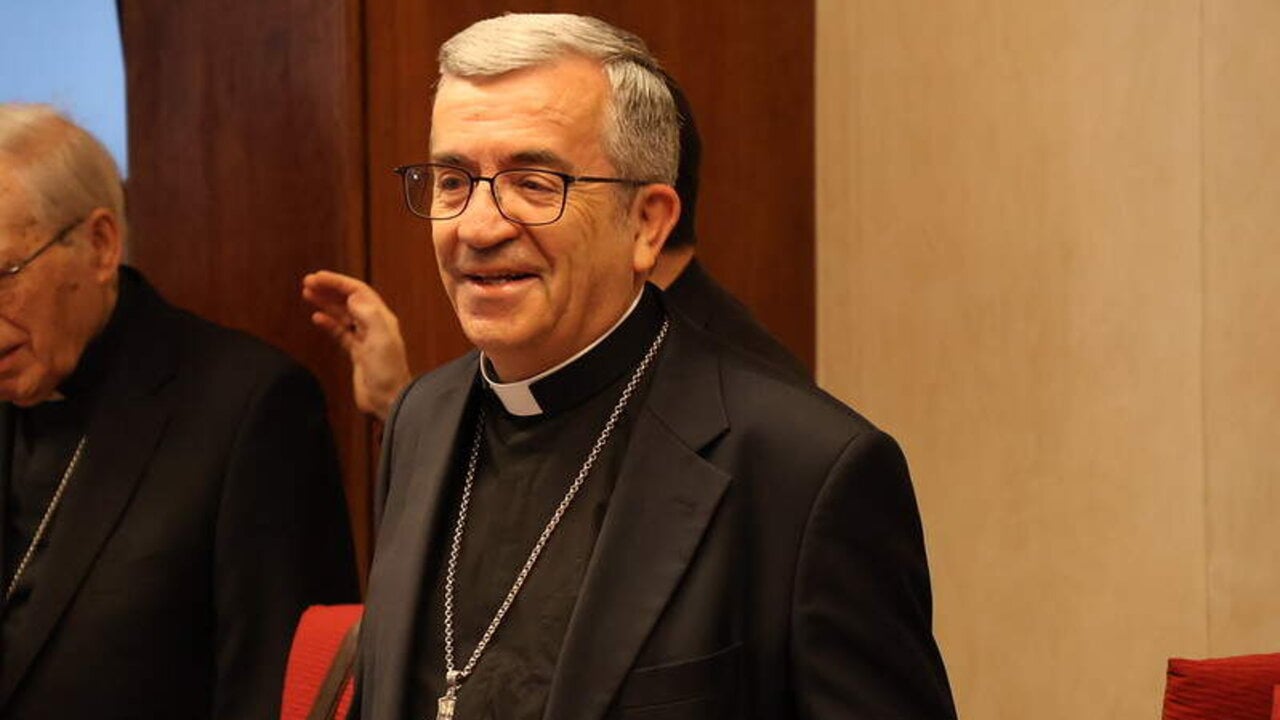 Mons. Luis Arg&uuml;ello en la sesi&oacute;n inaugural de la 129&ordf; Asamblea Plenaria de la CEE.