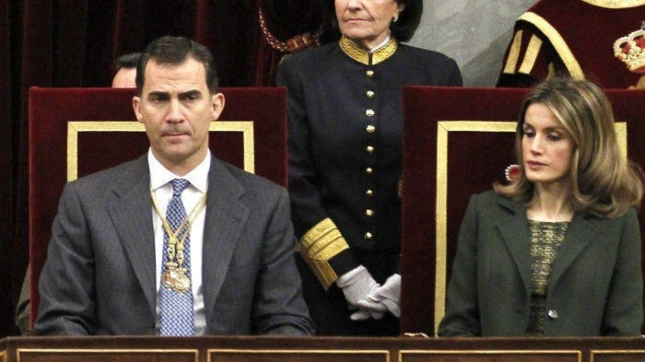 Felipe de Borbón y Letizia en el Congreso.