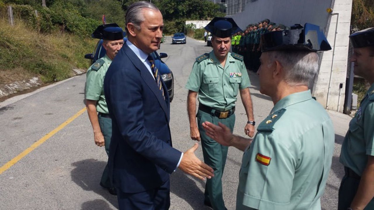 El director de la Guardia Civil en una visita a Navarra.