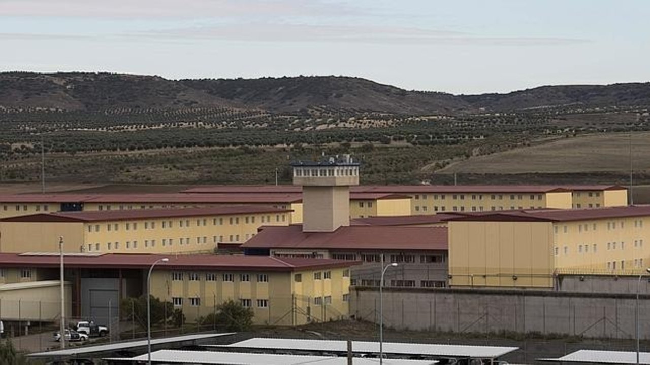 Vista exterior de la cárcel de Aranjuez.