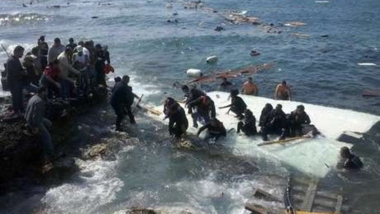 Llegada de refugiados sirios a las costas griegas.