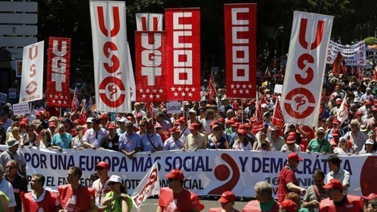 Manifestación organizada por los principales sindicatos.