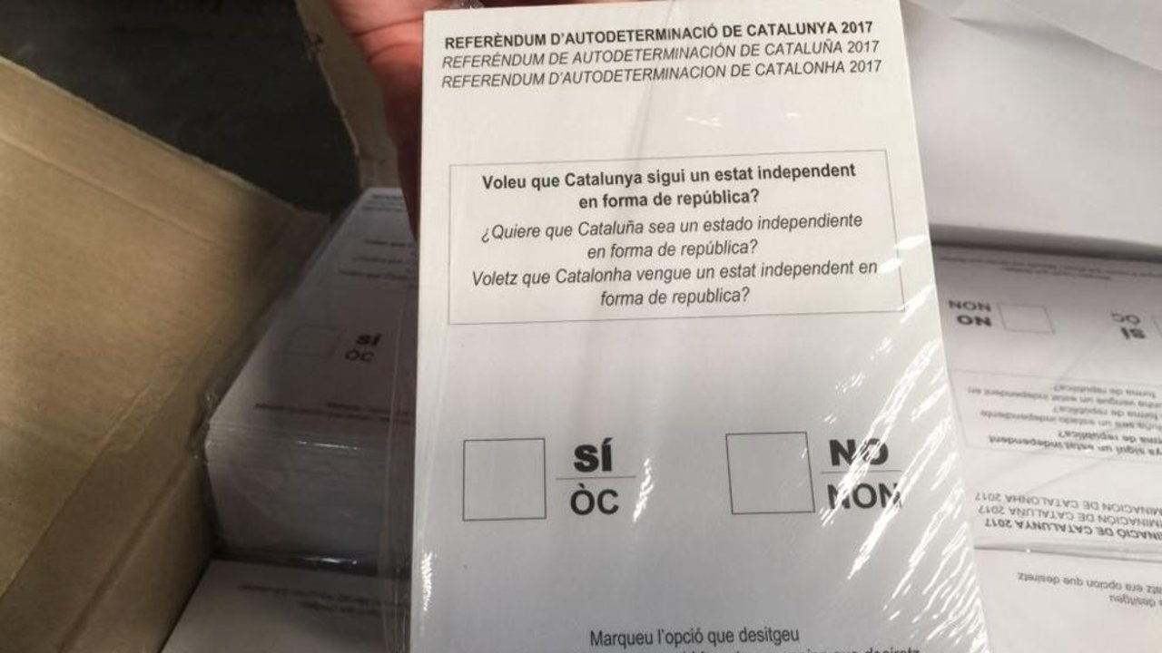 Papeletas del referéndum incautadas por la Guardia Civil.