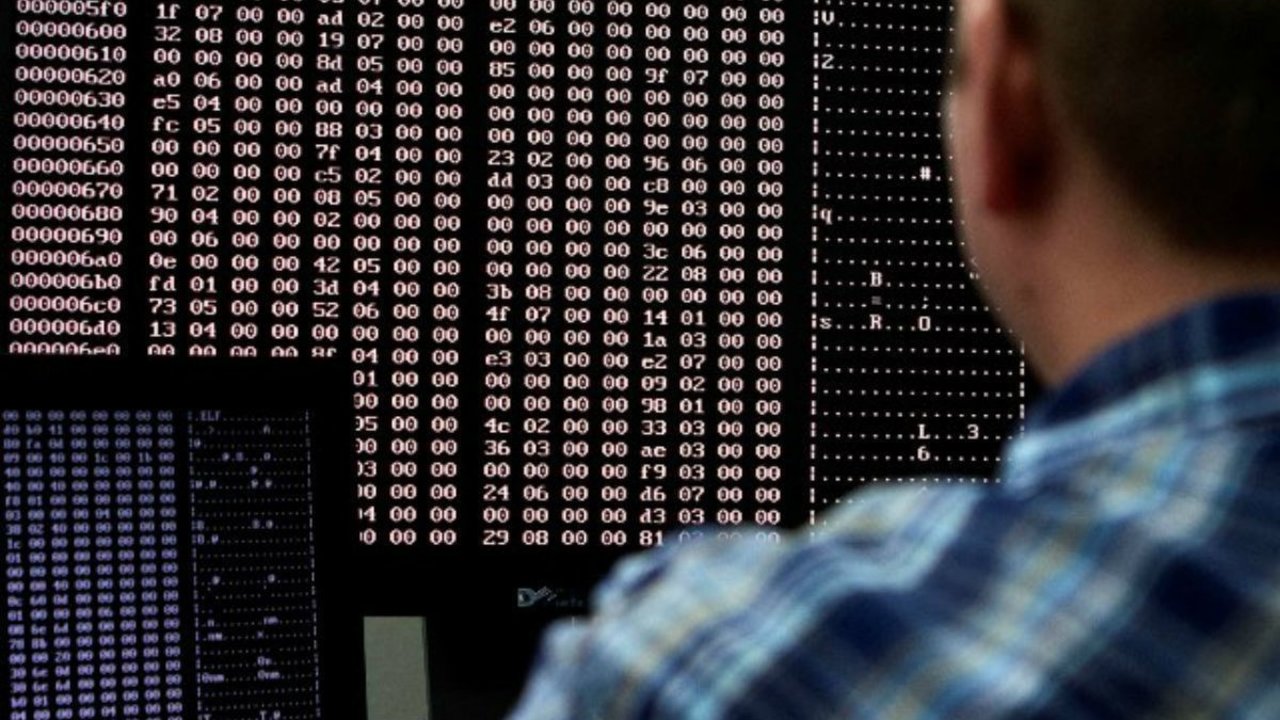 El Centro Criptológico Nacional ha respondido a ciberataques graves contra empresas españolas que se jugaban grandes contratos en el exterior.
