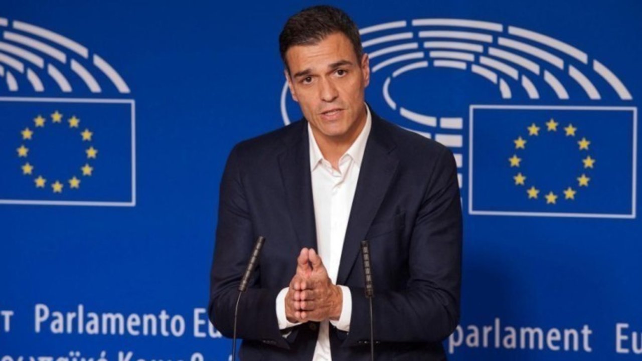 Pedro Sánchez, durante una rueda de prensa en el Parlamento Europeo.