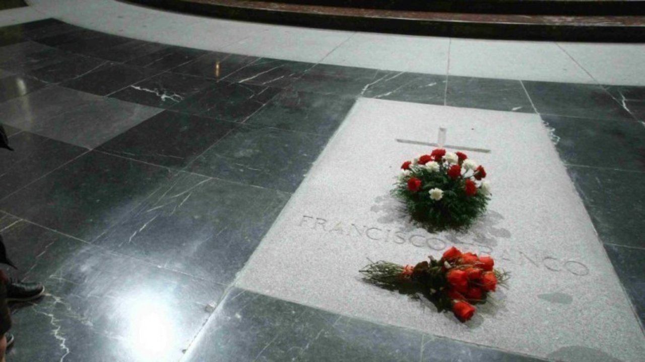 Tumba de Francisco Franco en el Valle de los Caídos.