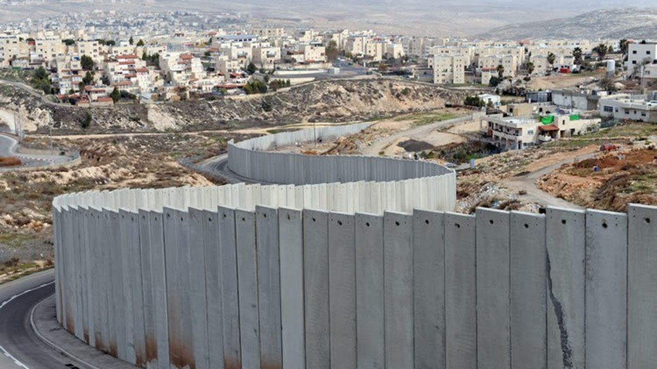 Tramo del muro que separa Israel de Cisjordania.