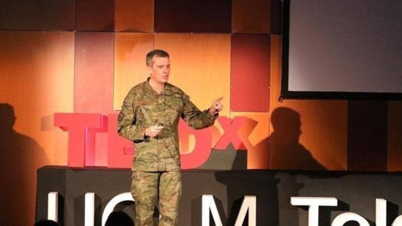 El coronel Francisco Javier Marcos durante su intervención en TEDx.