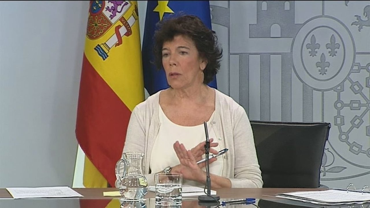 Isabel Celaá, en rueda de prensa.