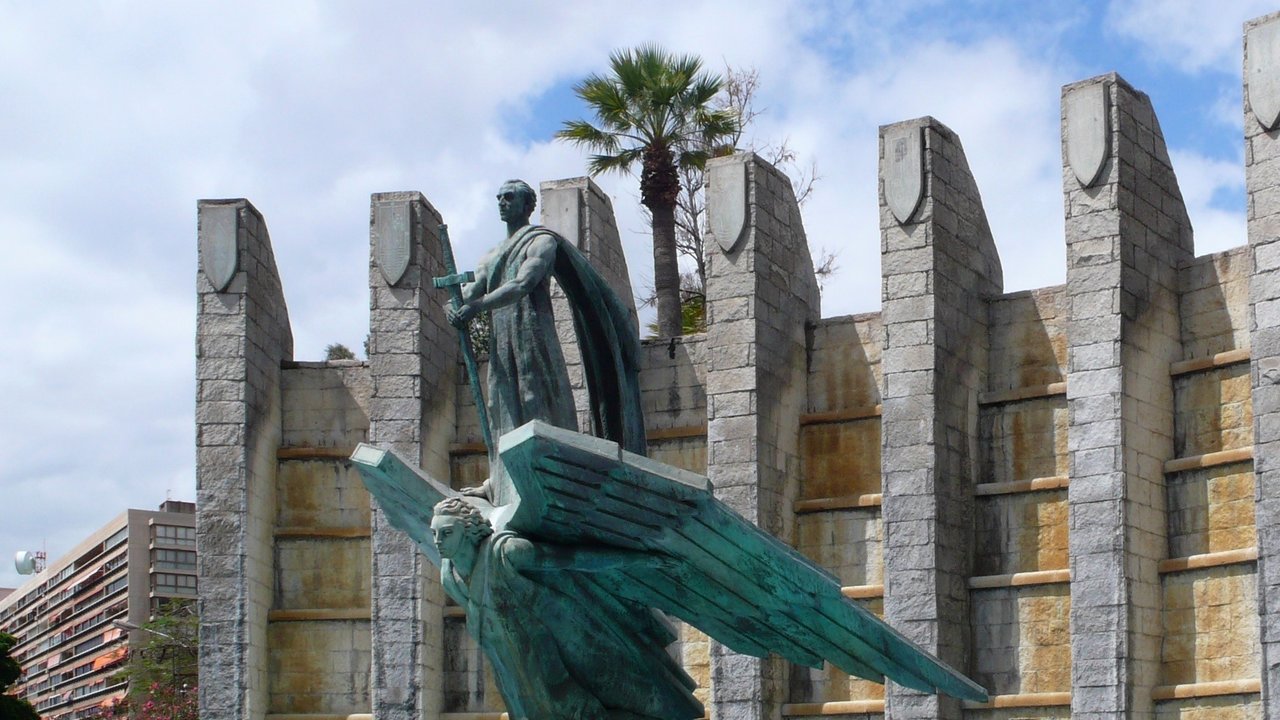 Monumento a Franco en Santa Cruz de Tenerife (Foto: FlickreviewR).