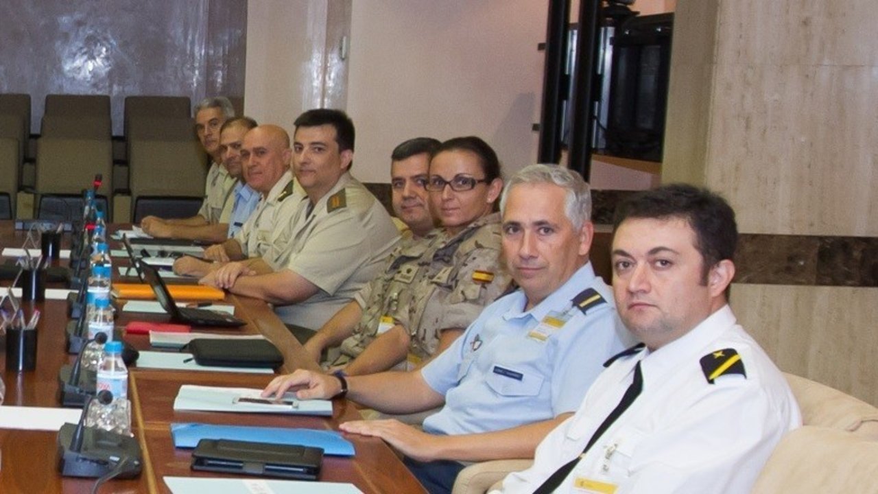 Representantes de asociaciones profesionales militares, en una imagen de archivo.