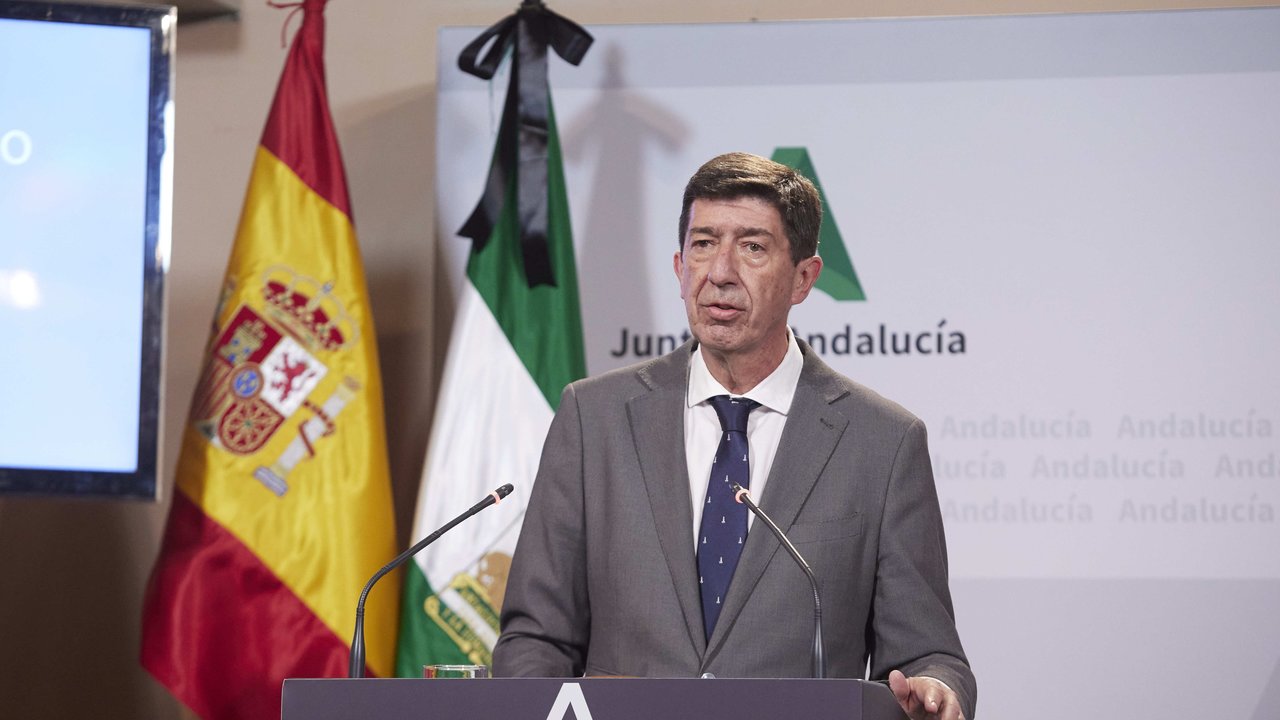 El vicepresidente de la Junta y consejero de Turismo, Juan Marín, durante la rueda de prensa tras el Consejo de Gobierno Andaluz en el Palacio de San Telmo, a 5 de abril de 2022 en Sevilla (Andalucía, España)

