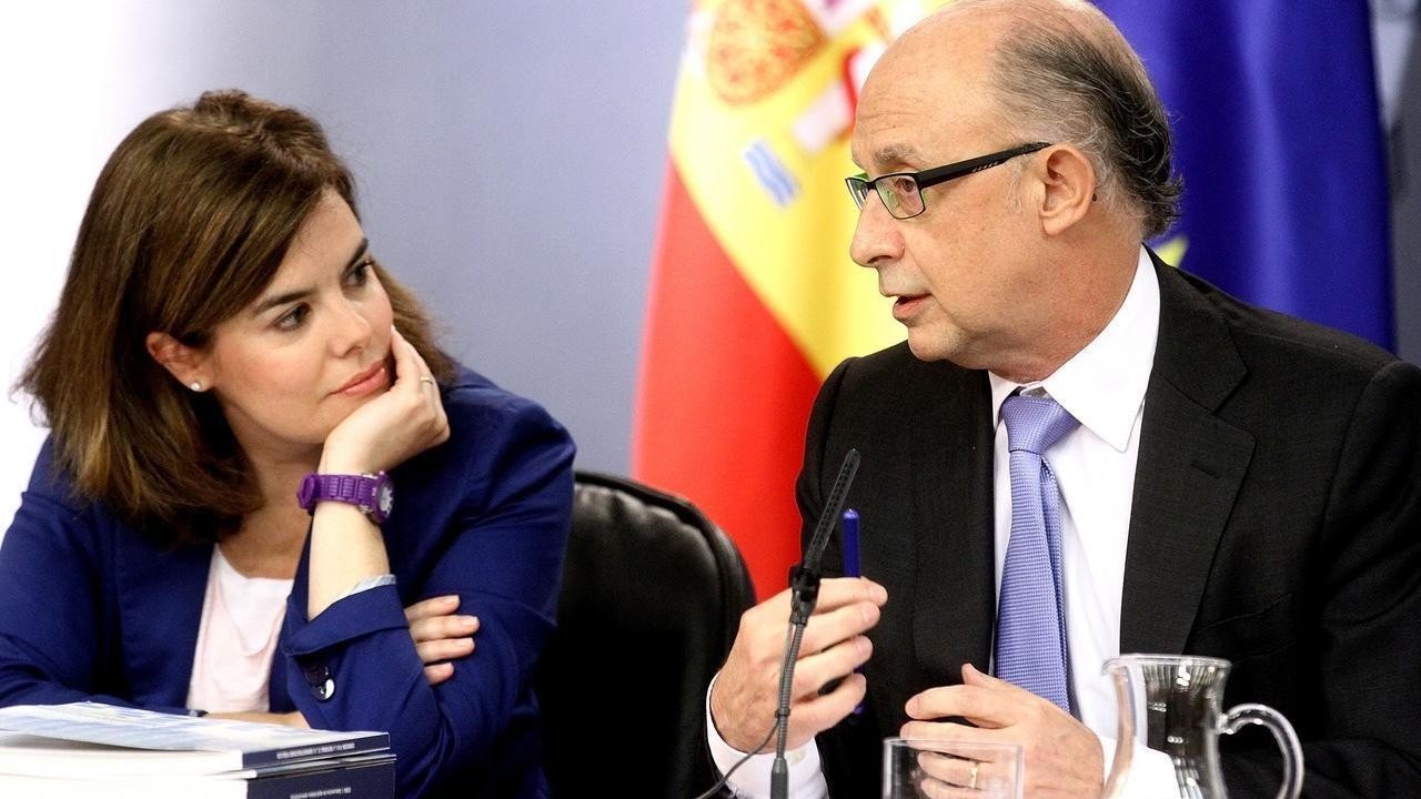 Soraya Sáenz de Santamaría y Cristóbal Montoro.