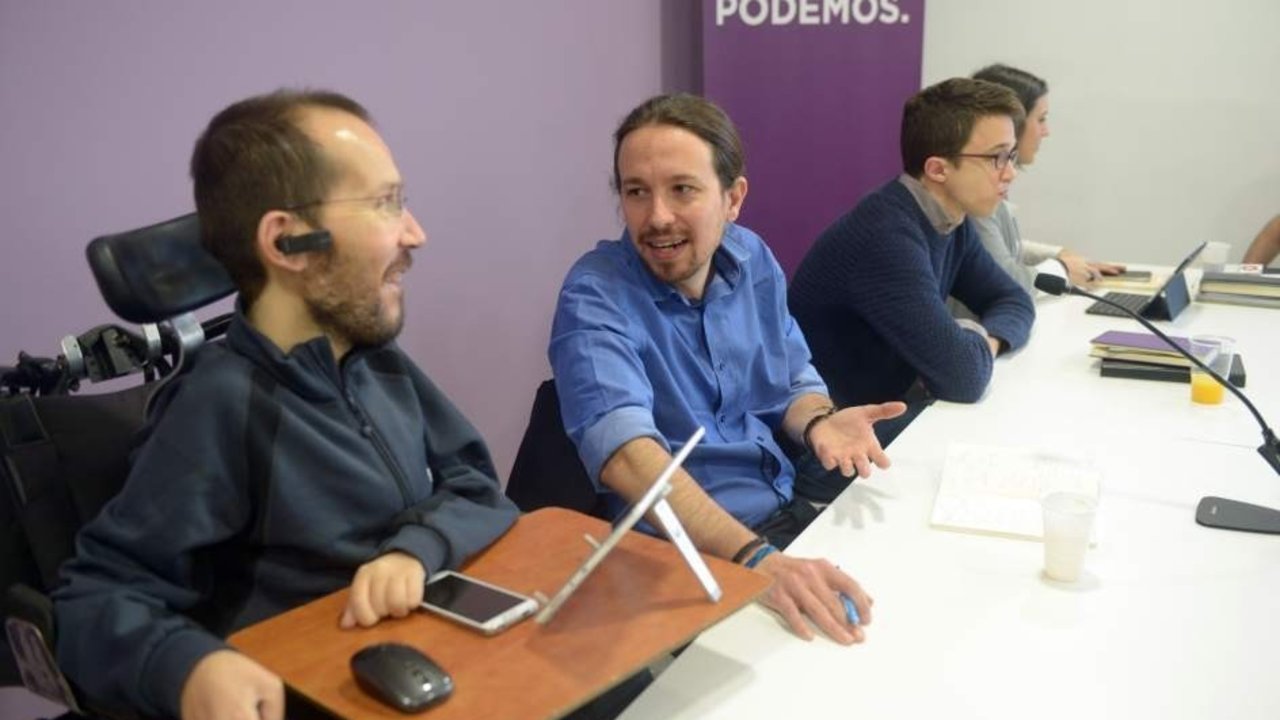 Pablo Echenique, Pablo Iglesias e Íñigo Errejón.