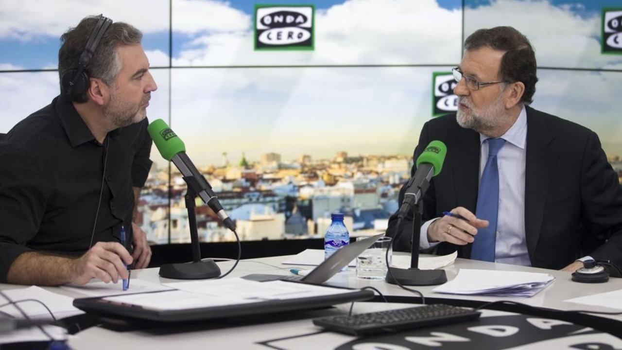 Carlos Alsina entrevista a Mariano Rajoy en Onda Cero. 
